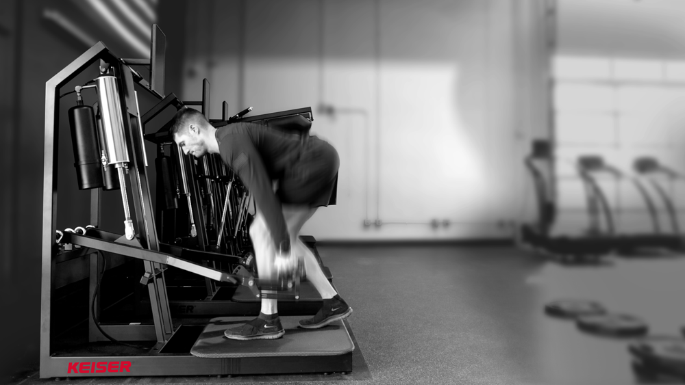 Improving Deadlift Mechanics With Low-Inertia Resistance